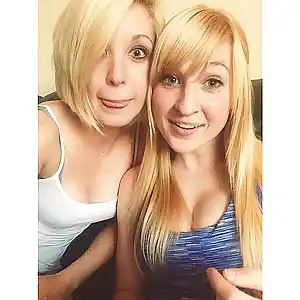 These two blondes