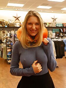 photo id 4413918